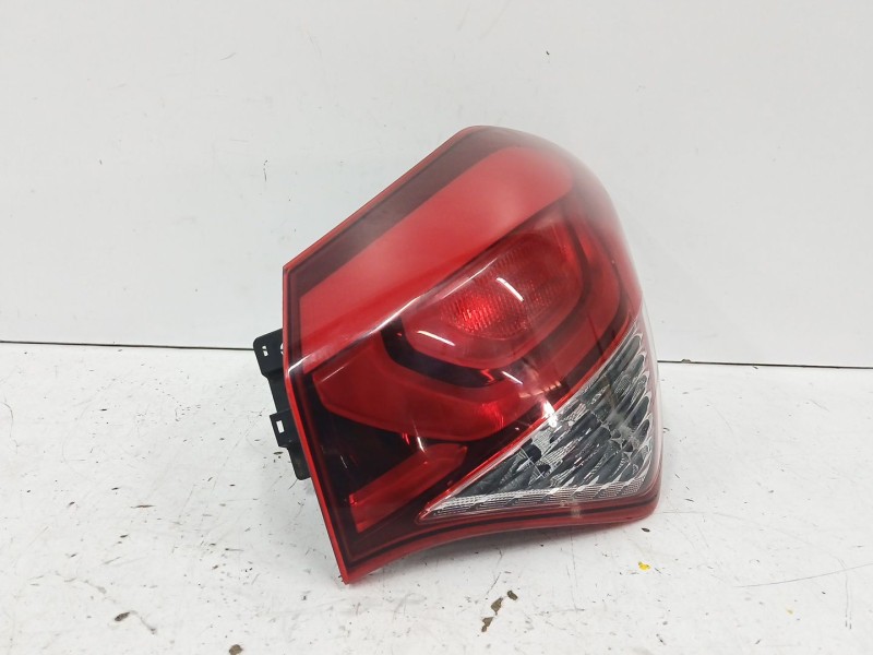 Recambio de piloto trasero derecho para hyundai i20 1.2 16v cat referencia OEM IAM 92402C8000 Recambio de piloto trasero derecho para hyundai i20 1.2 16v cat referencia OEM IAM 92402C8000