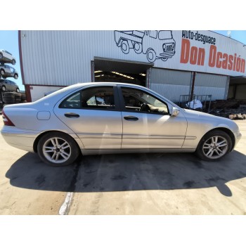 mercedes-benz clase c (w203) del año 2003