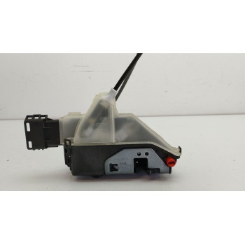 Recambio de cerradura puerta trasera derecha para peugeot 301 1.6 vti 115 cambio manual 5 velocidades referencia OEM IAM   
