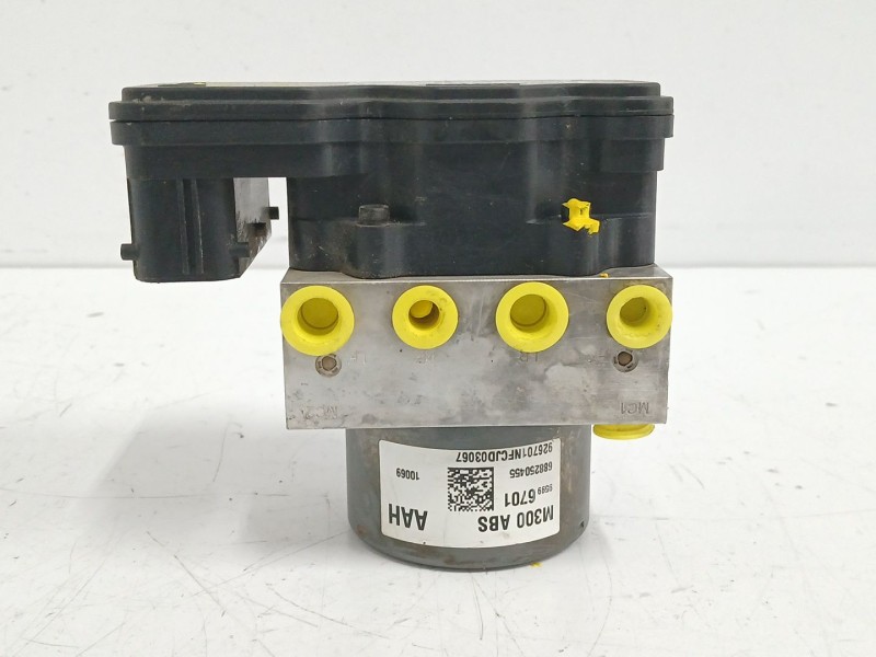 Recambio de abs para chevrolet spark (m300) 1.0 referencia OEM IAM 95996701  688250455