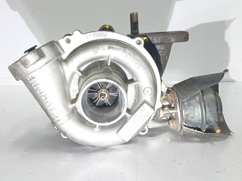 Recambio de turbocompresor para ford focus lim. (cb4) 1.6 tdci cat referencia OEM IAM 9663199280 GT1544V 7534205