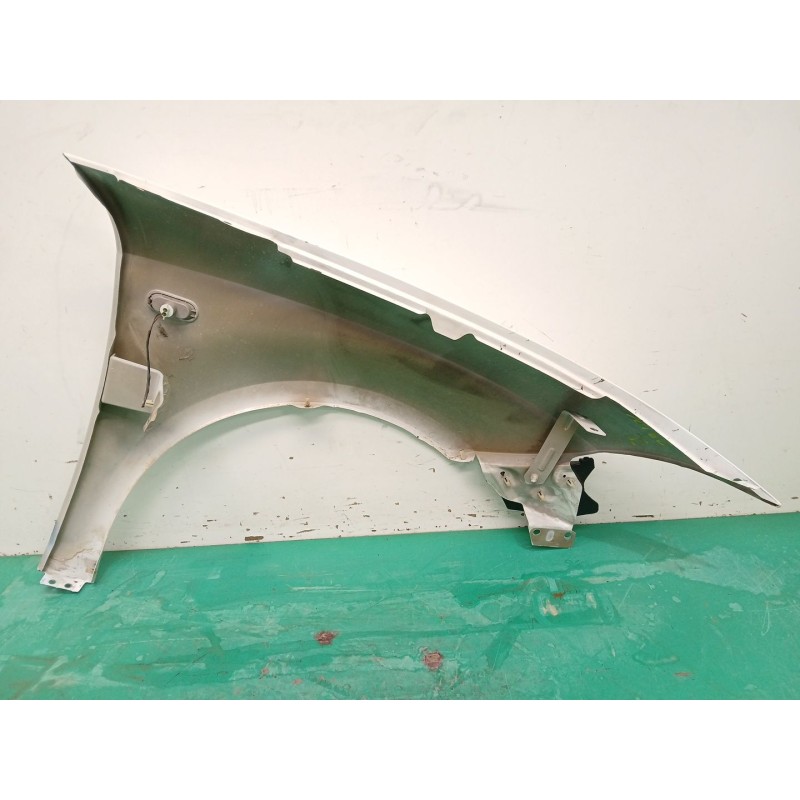 ALETA DELANTERA IZQUIERDA