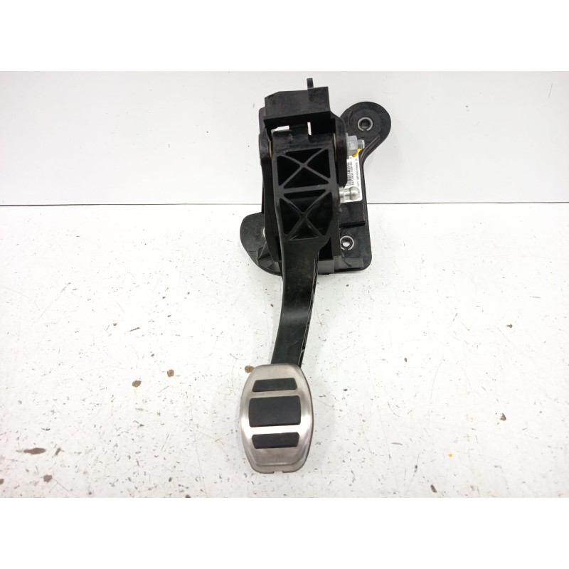 Recambio de pedal embrague para opel corsa f (p2jo) 1.2 (68) referencia OEM IAM 9824262180  