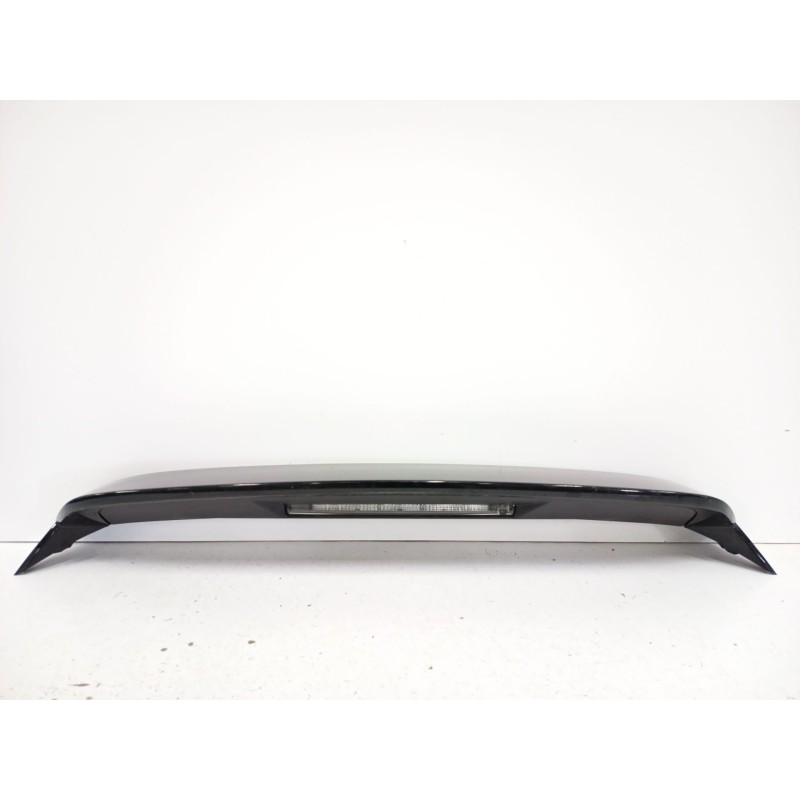 Recambio de aleron trasero para opel corsa f (p2jo) 1.2 (68) referencia OEM IAM 9829272980 9832785280 