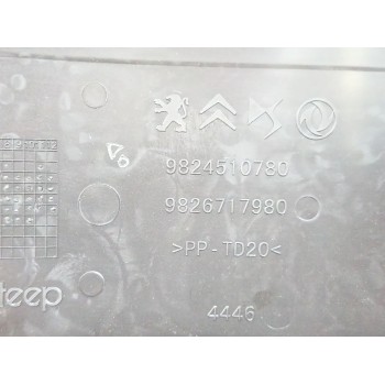 Recambio de caja reles / fusibles para opel corsa f (p2jo) 1.2 (68) referencia OEM IAM 9824510780 9826717980 