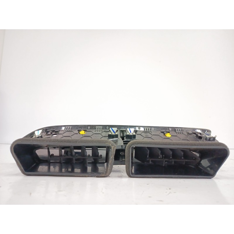 REJILLA AIREADORA CENTRAL