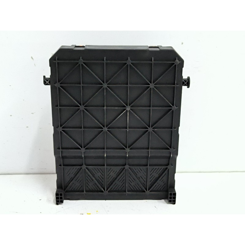 CAJA RELES / FUSIBLES