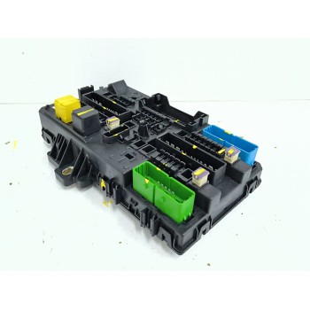 Recambio de caja reles / fusibles para opel astra twin top (2006 - 2012) 1.6 16v referencia OEM IAM 13220831  