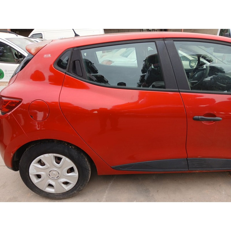Recambio de puerta trasera derecha para renault clio iv (bh_) 1.2 16v referencia OEM IAM   