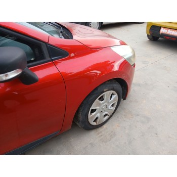 Recambio de aleta delantera derecha para renault clio iv (bh_) 1.2 16v referencia OEM IAM   