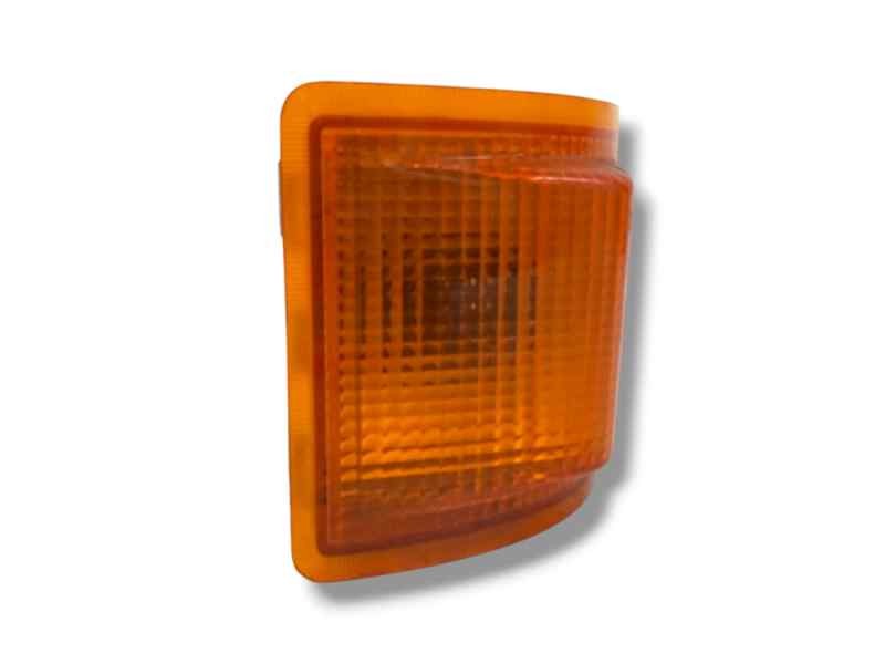 Recambio de piloto delantero izquierdo para nissan trade 2.8 d referencia OEM IAM 67609950  