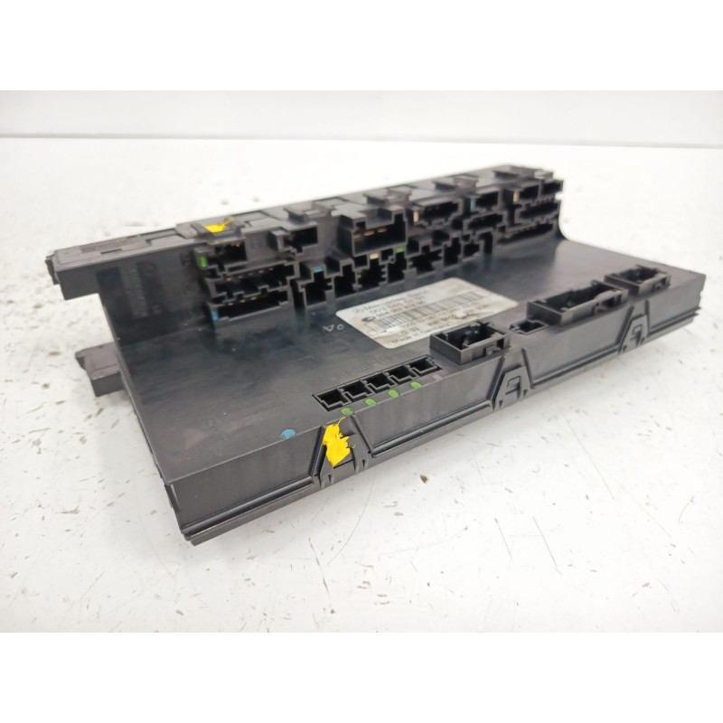 CAJA RELES / FUSIBLES 5DK007974