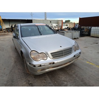 mercedes-benz clase c (w203) del año 2002