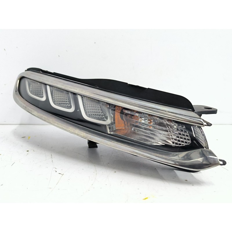 Recambio de piloto delantero derecho para citroën c3 iii (sx) 1.2 vti 68 referencia OEM IAM 9820877880  