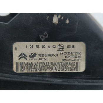 Recambio de piloto delantero derecho para citroën c3 iii (sx) 1.2 vti 68 referencia OEM IAM 9820877880  