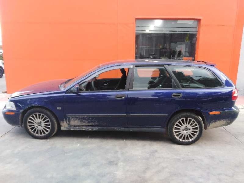 VOLVO V40 FAMILIAR