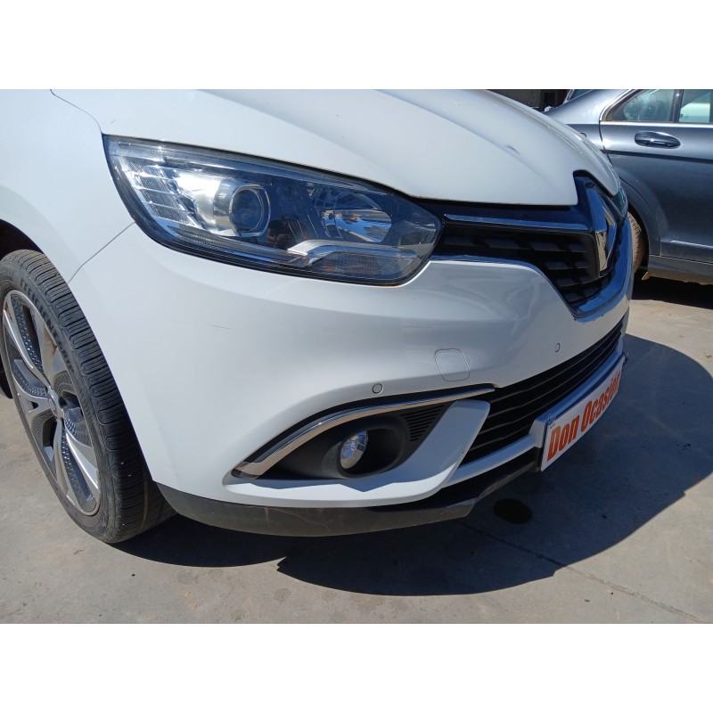 PARAGOLPES DELANTERO 622561964R 623828473R