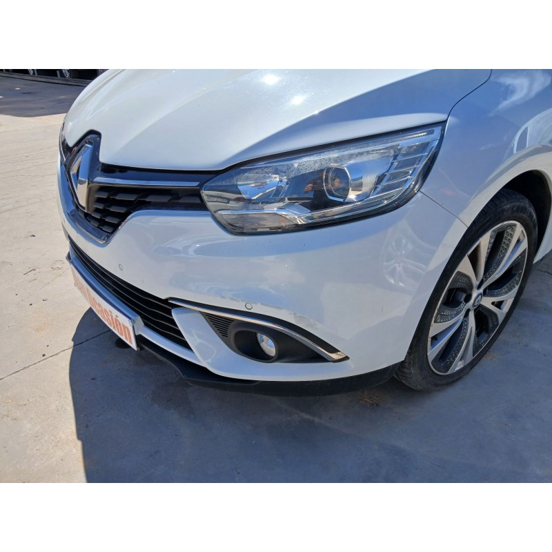 PARAGOLPES DELANTERO 622561964R 623828473R