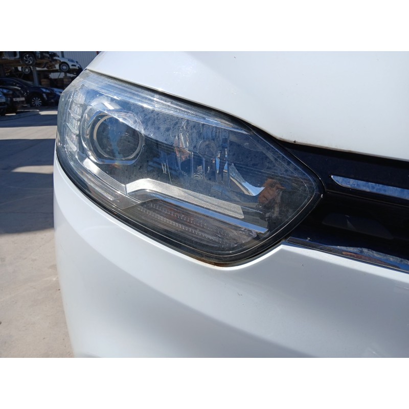 Recambio de faro derecho para renault scénic iv (j9_) 1.2 tce 130 referencia OEM IAM   