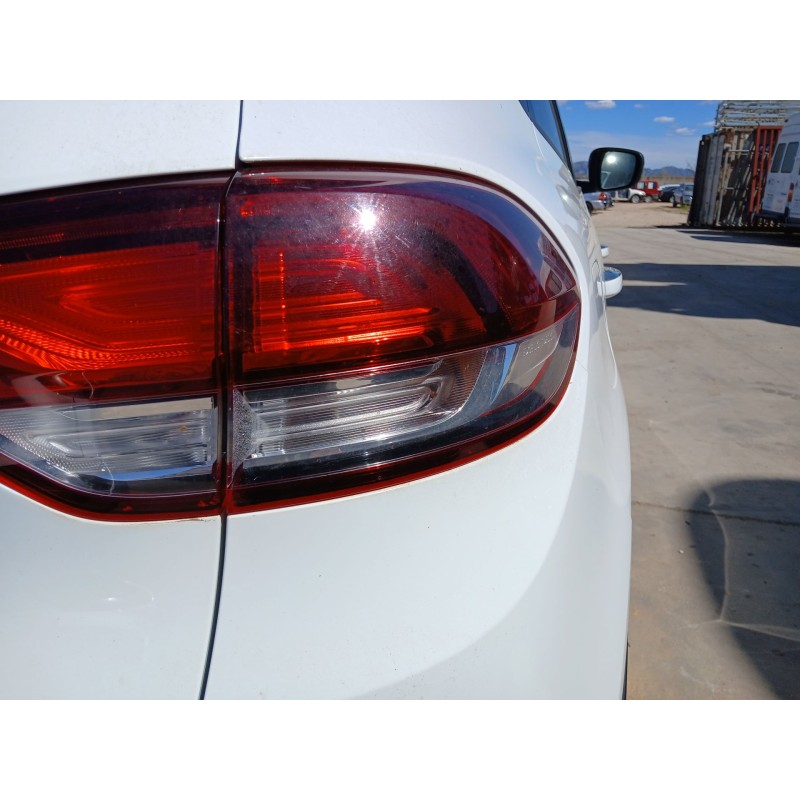 Recambio de piloto trasero derecho para renault scénic iv (j9_) 1.2 tce 130 referencia OEM IAM 265505180R  