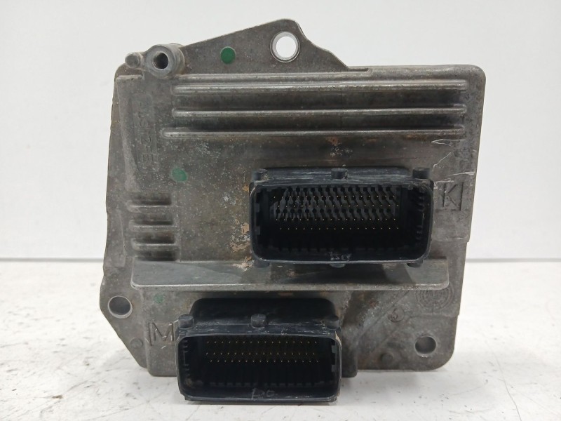 Recambio de centralita motor uce para opel astra twin top (2006 - 2012) 1.6 16v referencia OEM IAM 55562549  