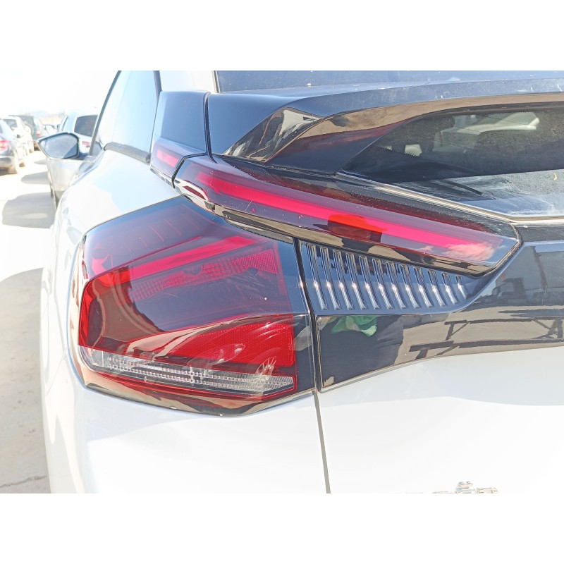 Recambio de piloto trasero izquierdo para citroën c4 iii (ba_, bb_, bc_) 1.2 puretech 130 (bahnsa, bahnsb) referencia OEM IAM   