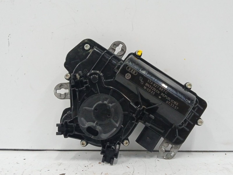 Recambio de cerradura maletero / porton para audi q2 (gab, gag) 35 tfsi referencia OEM IAM 5TA827887C  