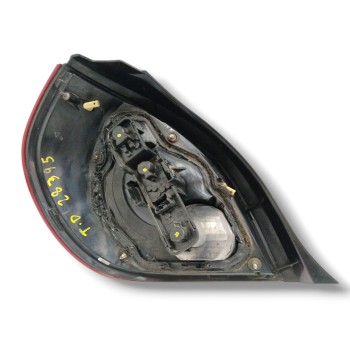 Recambio de piloto trasero derecho para nissan almera ii hatchback (n16) 1.5 referencia OEM IAM   