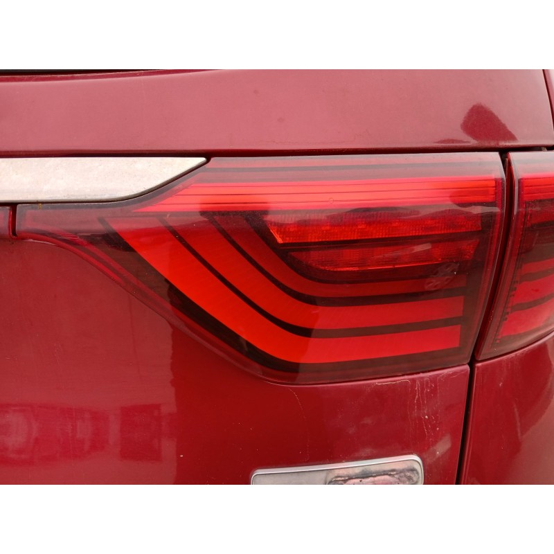 Recambio de piloto trasero derecho interior para kia sportage iv (ql, qle) 1.7 crdi referencia OEM IAM 92406F1100  