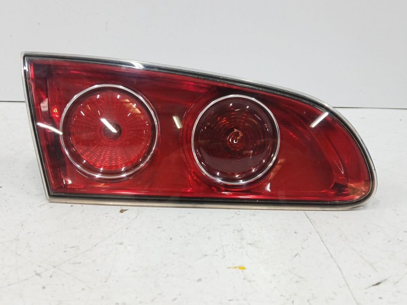 Recambio de piloto trasero izquierdo interior para seat ibiza (6l1) 1.9 sdi referencia OEM IAM 6L6945093F  
