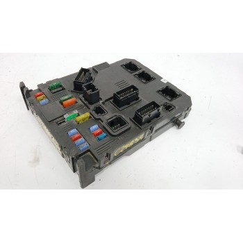 Recambio de caja reles / fusibles para citroën c3 1.4 hdi referencia OEM IAM S118085200J  9652474480
