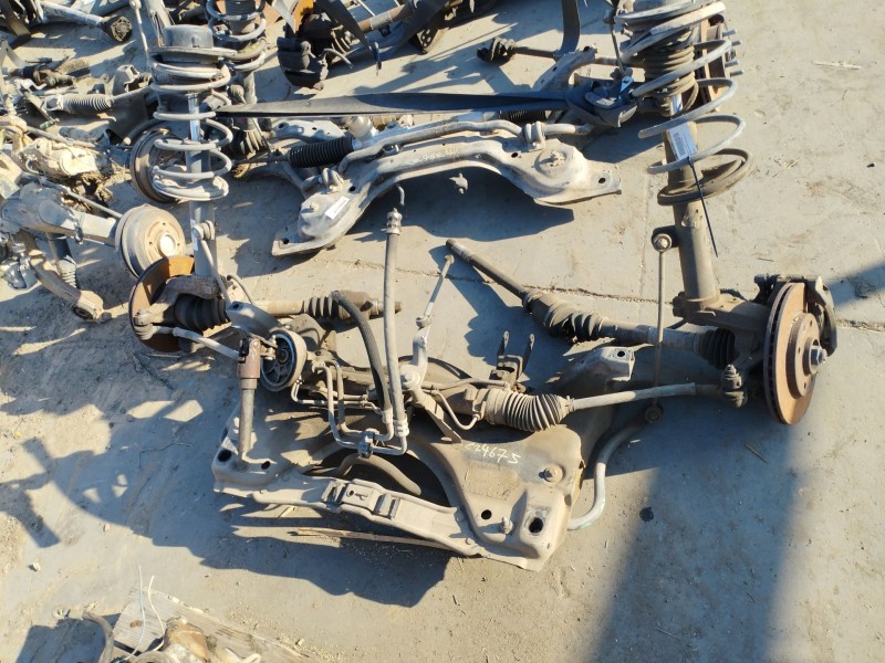 Recambio de puente delantero para peugeot 206 berlina 1.4 hdi referencia OEM IAM   