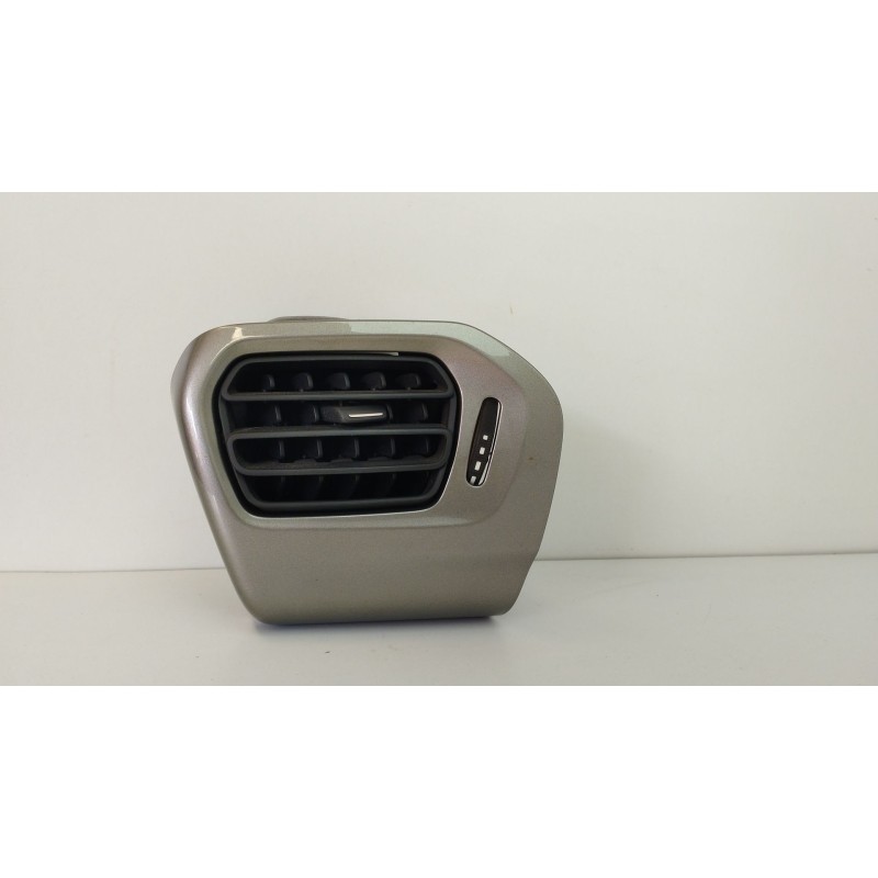 Recambio de rejilla aireadora para peugeot 301 1.6 vti 115 cambio manual 5 velocidades referencia OEM IAM   