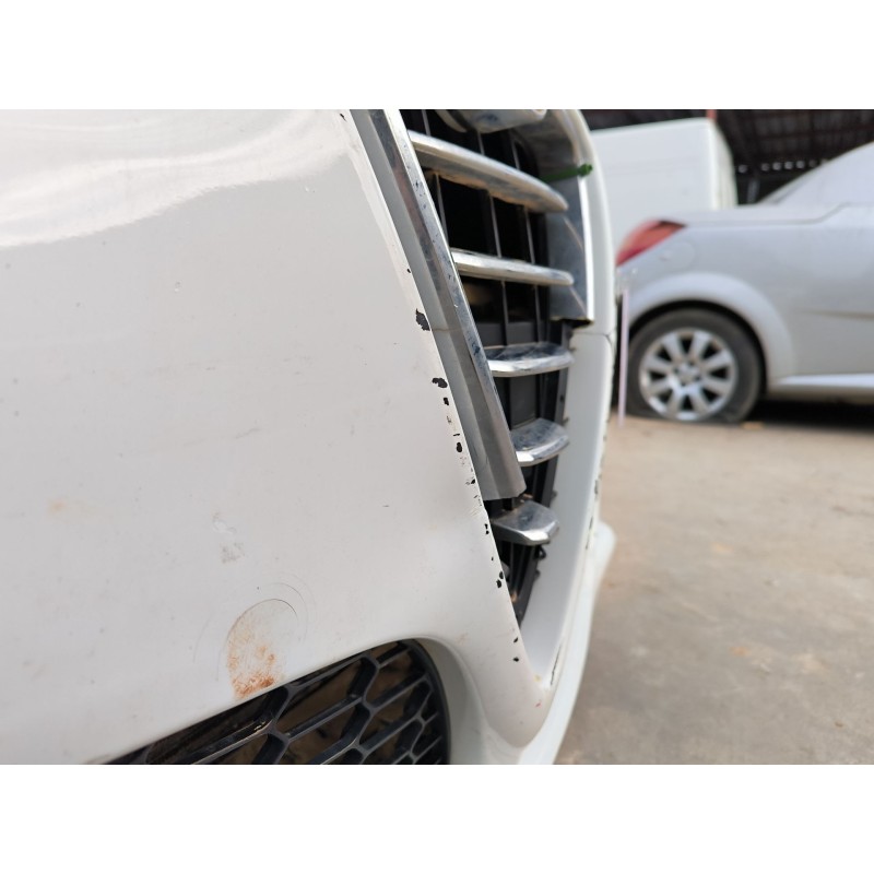 PARAGOLPES DELANTERO