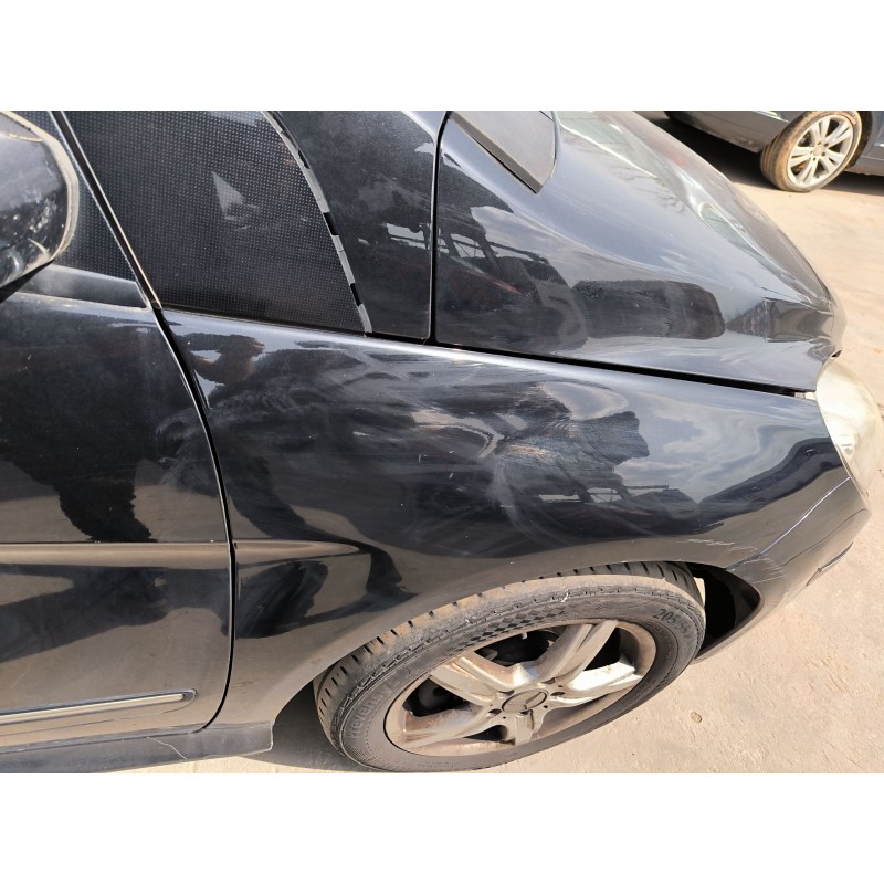 ALETA DELANTERA DERECHA