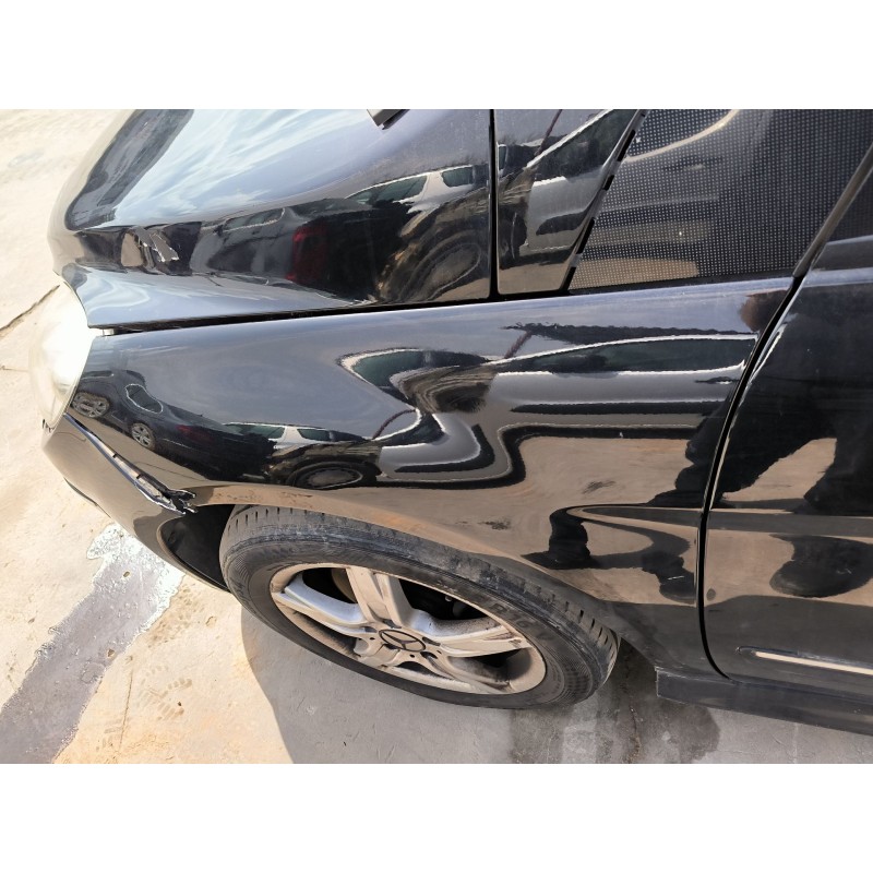 ALETA DELANTERA IZQUIERDA