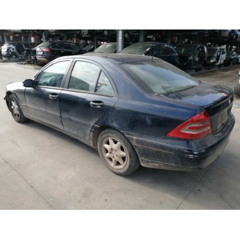 mercedes-benz clase c (w203) del año 2001