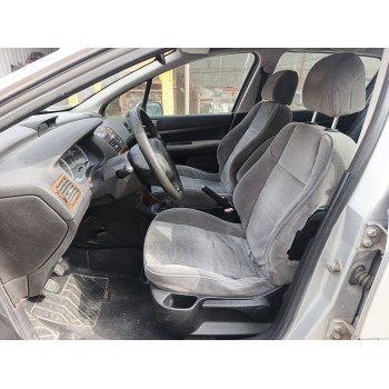 peugeot 307 (3a/c) del año 2001