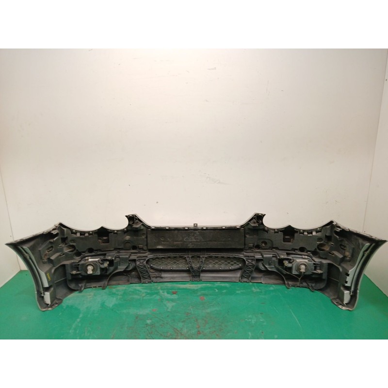 PARAGOLPES DELANTERO