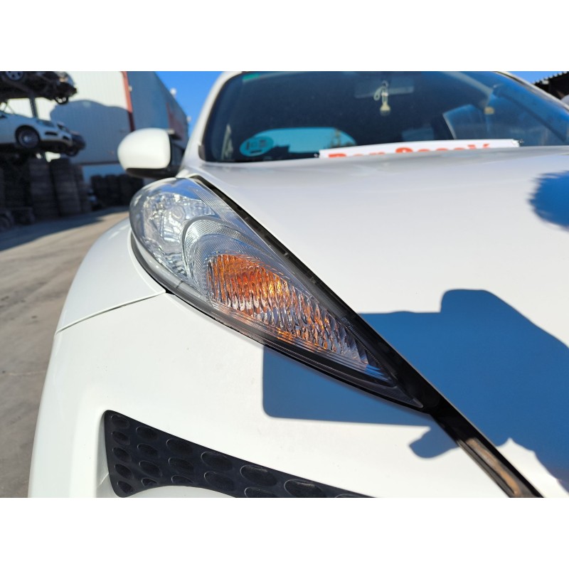 Recambio de piloto delantero derecho para nissan juke (f15) 1.6 referencia OEM IAM 261201KL0B  