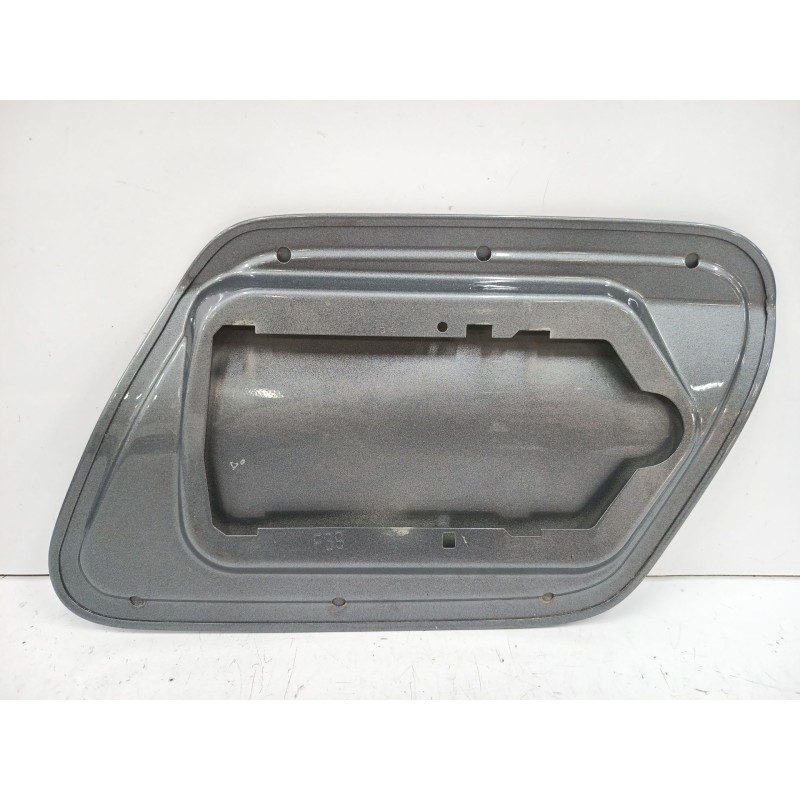 TAPA EXTERIOR COMBUSTIBLE