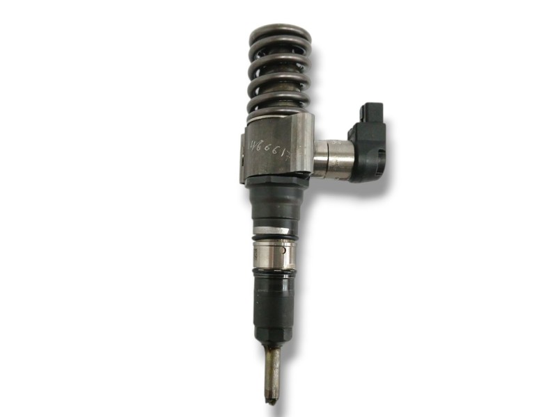 Recambio de inyector para volkswagen passat b6 (3c2) 2.0 tdi 16v referencia OEM IAM 03G130073S  