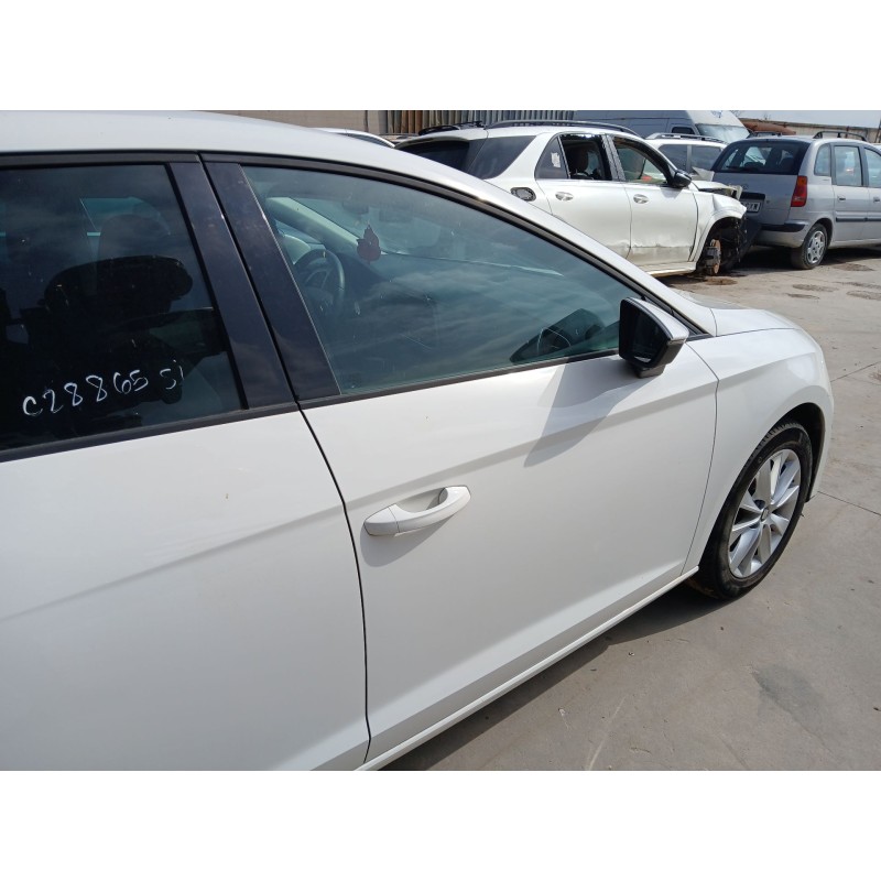 PUERTA DELANTERA DERECHA