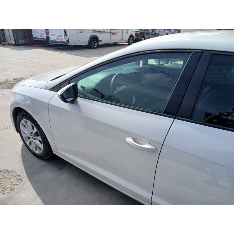 PUERTA DELANTERA IZQUIERDA