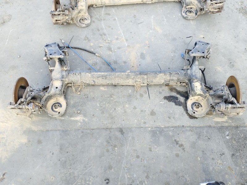 Recambio de puente trasero para peugeot 207/207+ (wa_, wc_) 1.6 hdi referencia OEM IAM   