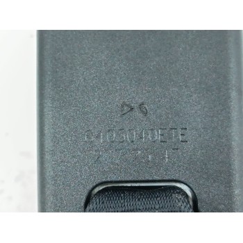 Recambio de enganche cinturon trasero derecho para opel corsa f (p2jo) 1.2 (68) referencia OEM IAM 6403040ETE  