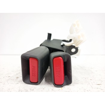 ENGANCHE CINTURON TRASERO IZQUIERDO 