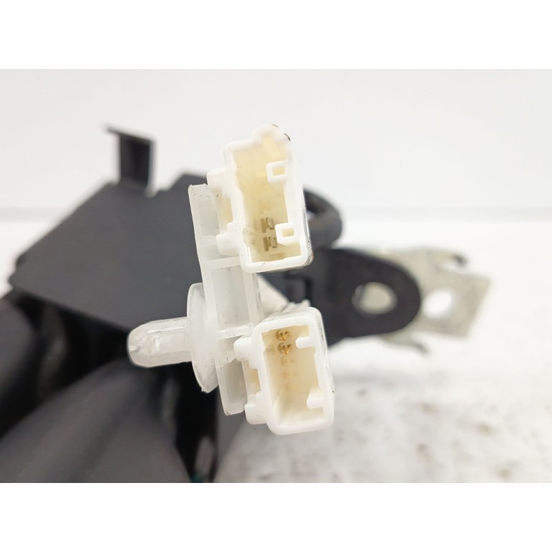 ENGANCHE CINTURON TRASERO IZQUIERDO