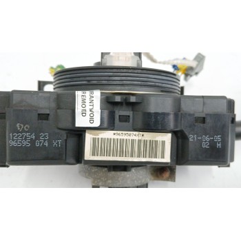 Recambio de mando multifuncion para peugeot 206 berlina 1.4 hdi referencia OEM IAM 96595074XT  12275423