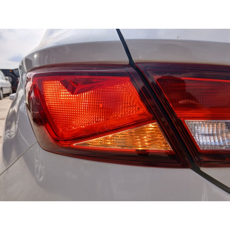 PILOTO TRASERO IZQUIERDO